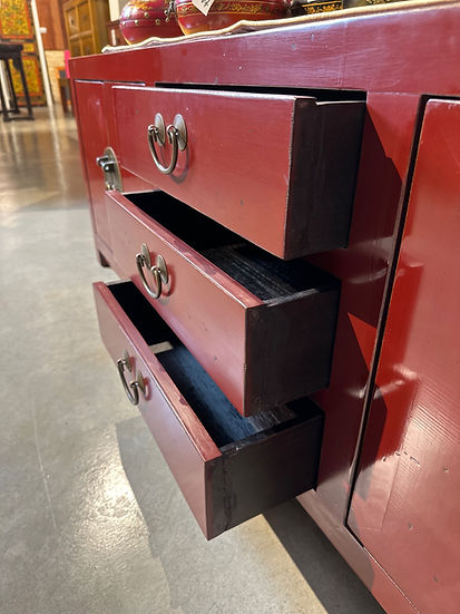 Traditional Chinese Red Painted Elm Wood Sideboard - Red (M6-1360)